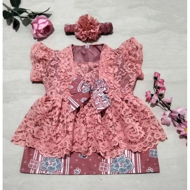 KEBAYA BAYI / KEBAYA ANAK / SETELAH KEBAYA ANAK PEREMPUAN 0-2 tahun