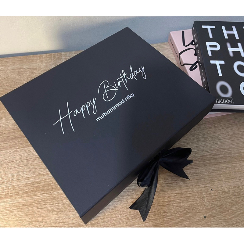 

Box Custom - Model Buka Pita - Box Hampers - Box Kado