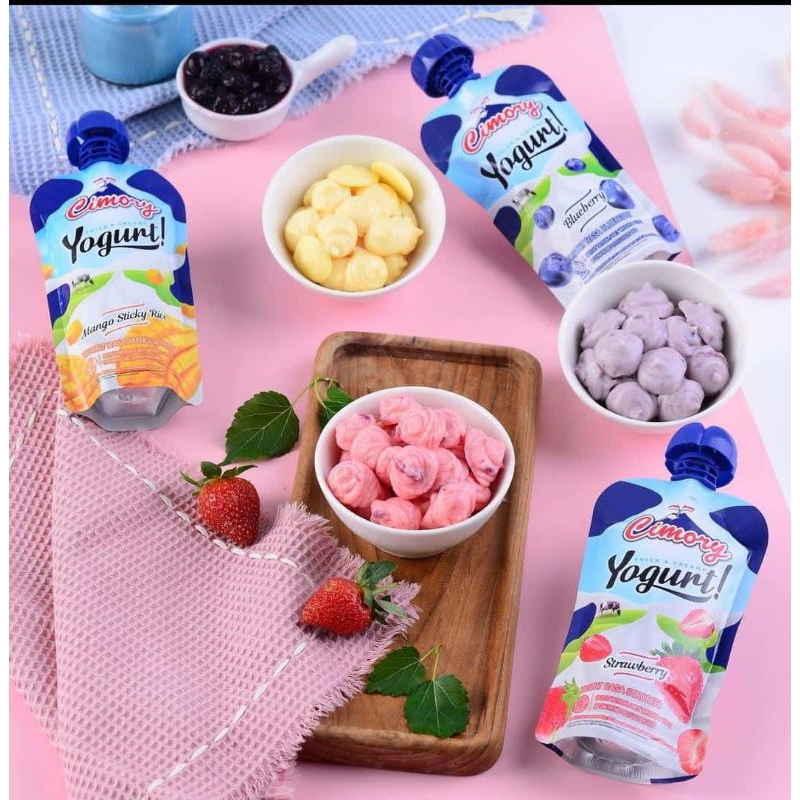 

Cimory Yogurt Squeeze 120g cemilan sehat sehari-hari