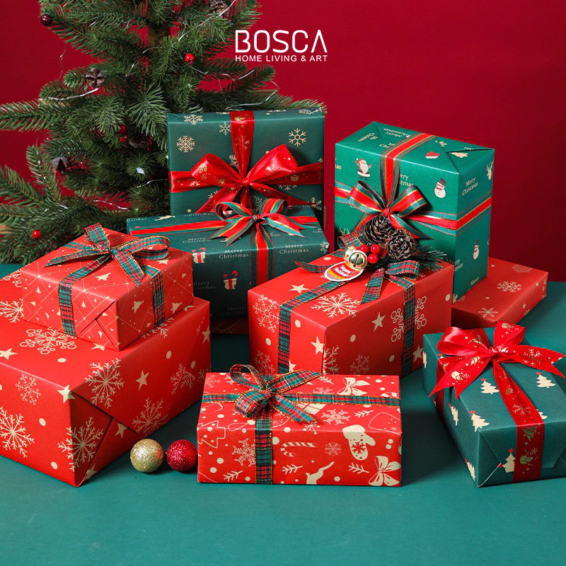 

Bosca Living - Christmas Gift Elegant Wrapping Paper / Kertas Kado/ Bungkus Kado Motif Natal/ Kertas Kado Natal Mewah