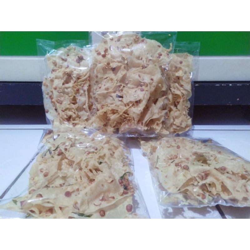 

peyek kacang daun jeruk 120gram
