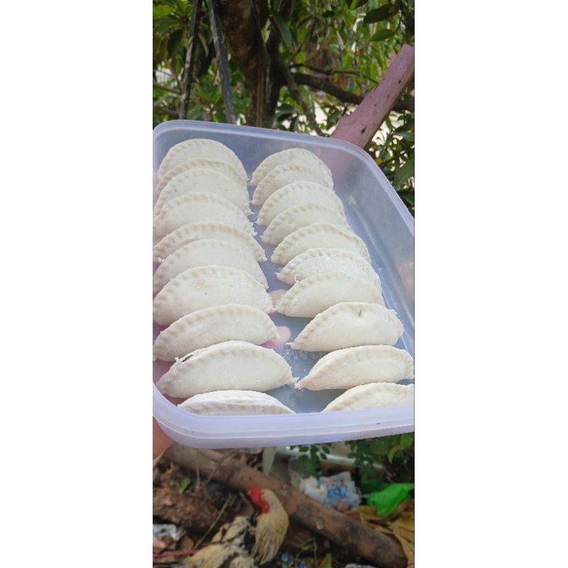 CIRENG AYAM SUWIR  CIRENG ISI CIRENG PEDAS 20pcs