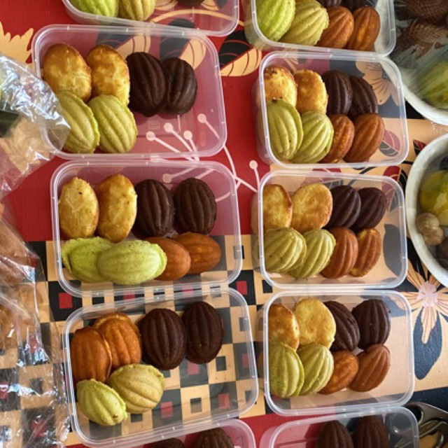 

BOLU PANGGANG MIX RASA