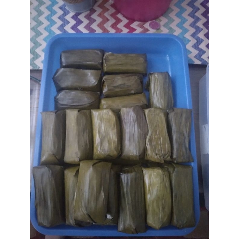 

lontong arem - arem isi wortel kentang/oncom, Rp 30.000 isi 10 pcs