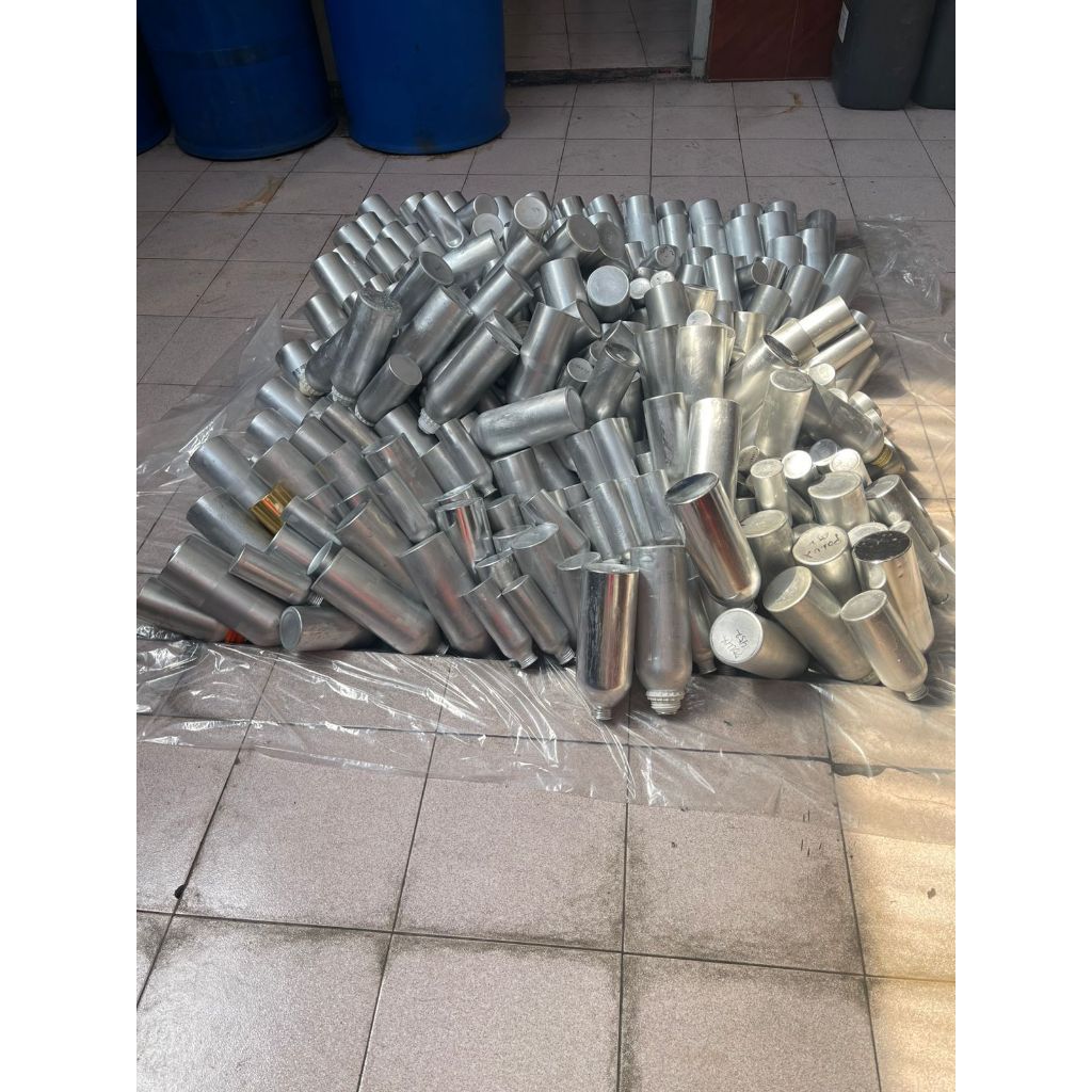 Botol alumunium bekas botol parfum bekas 1 Liter 500 ml 250 ml bersih