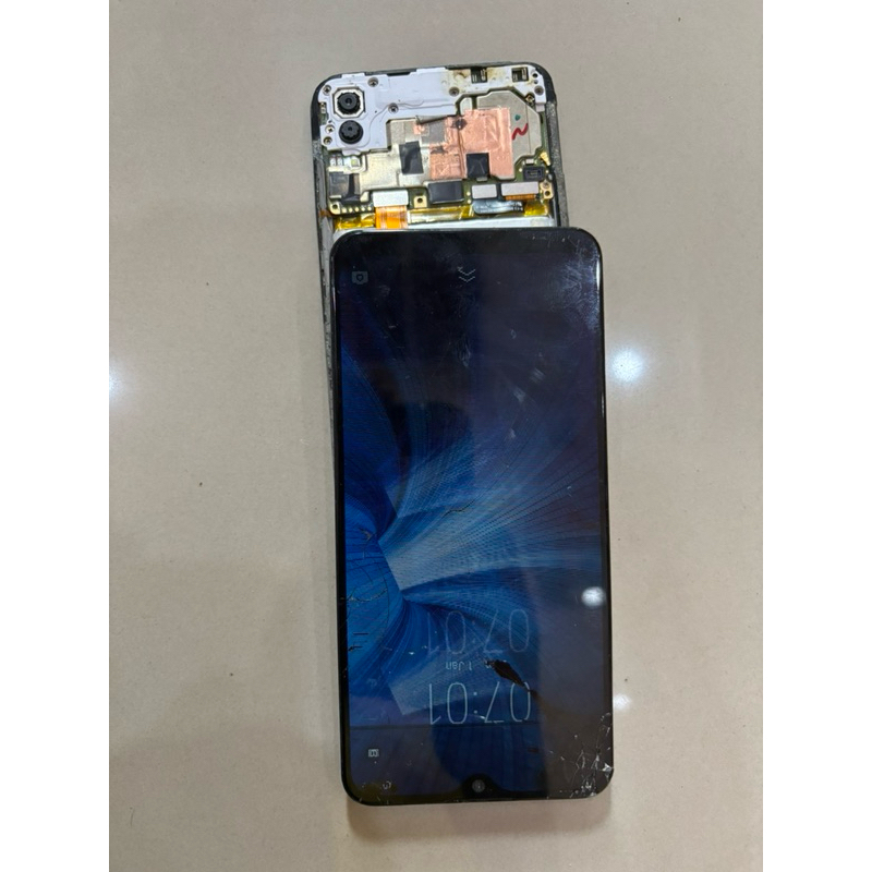 VIVO Y91/y93 minus  LCD sama lecet pemakaian