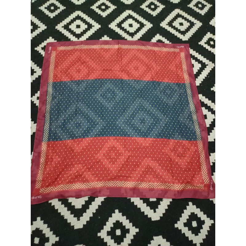 preloved deenay border, preloved deenay