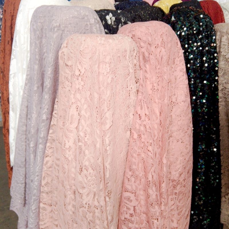 kain brokat - kain brokat street - kain brokat meteran - aqt