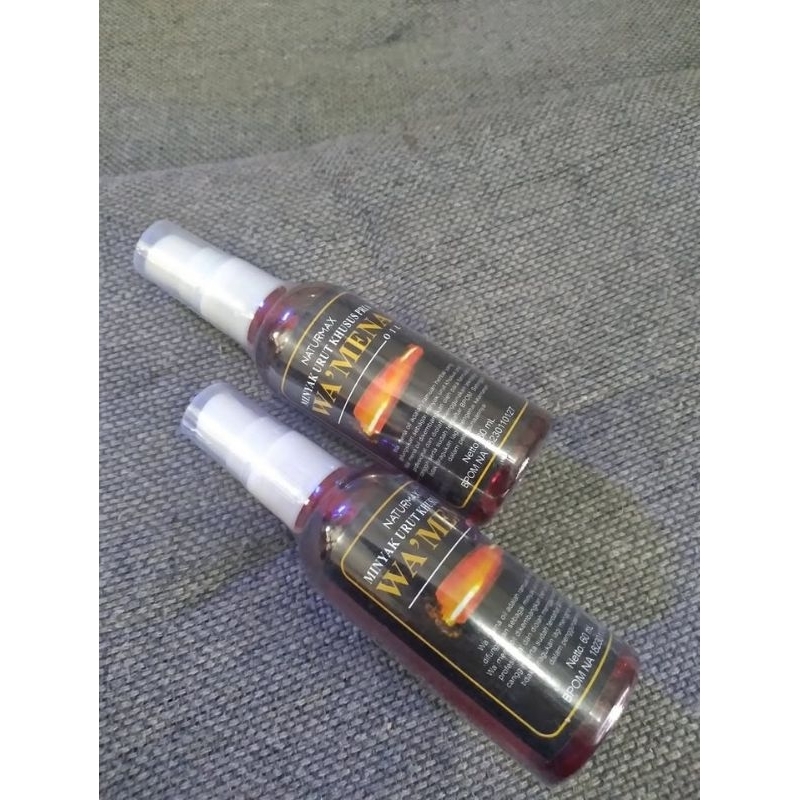 

1 Botol Minyak Herbal Daun Tiga Jari Pijat Urut Tubuh Tangan