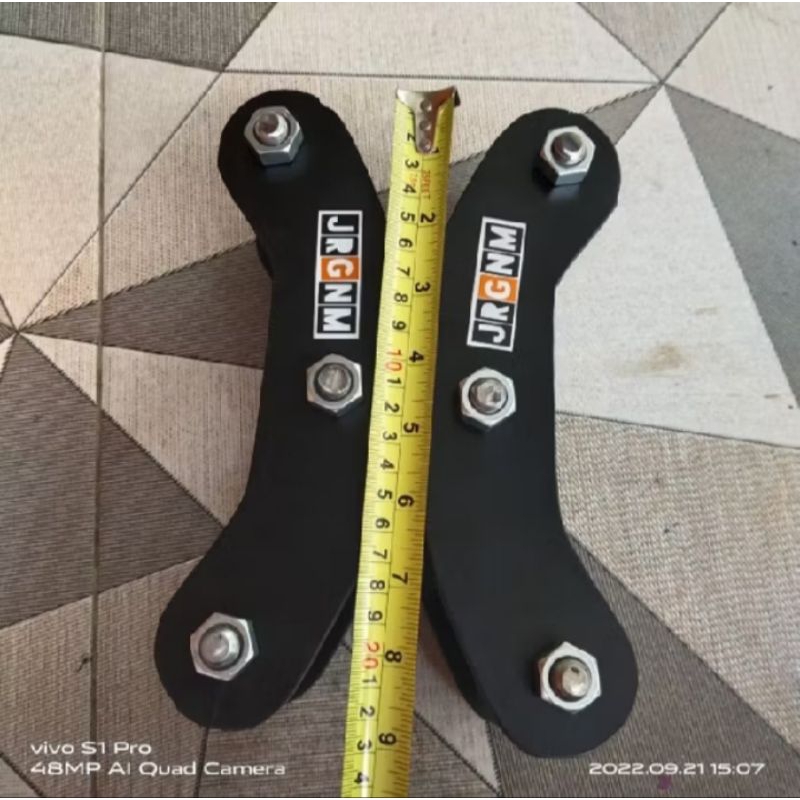 Anting per daun Daihatsu feroza 20cm