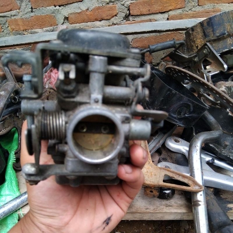 karbu copotan scorpio