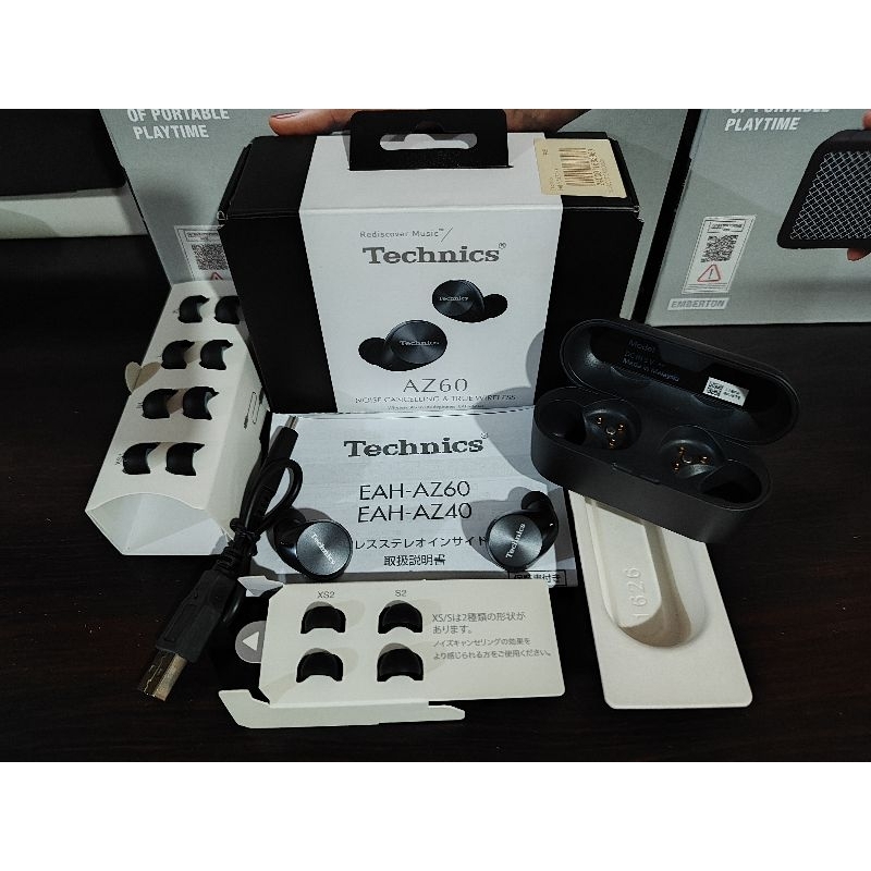 TWS Technics EAH-AZ60 Black