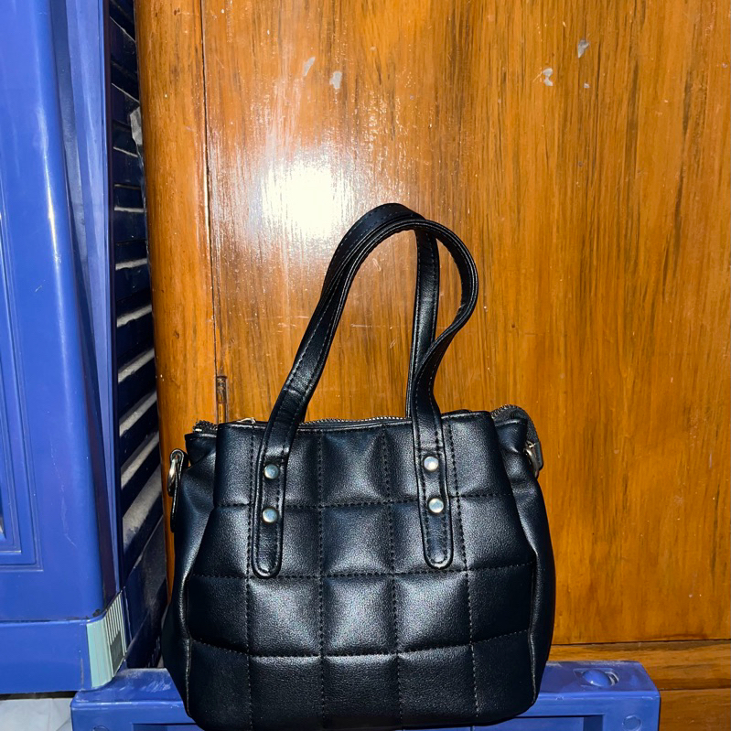 Tas damelia