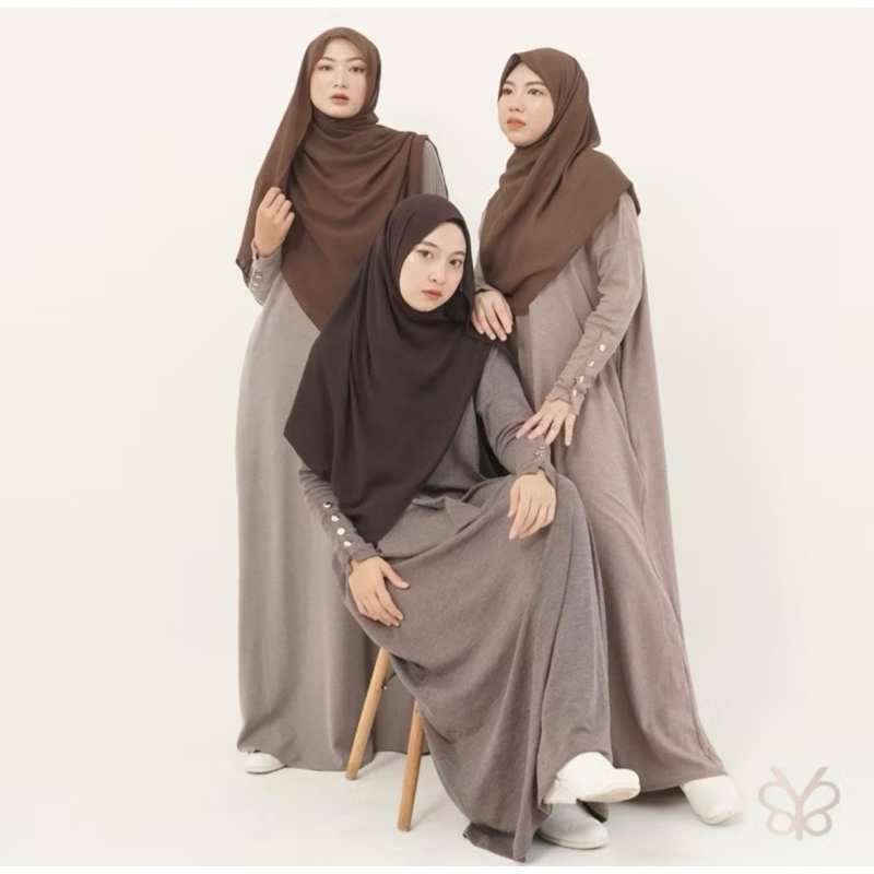 Seline Abaya Knit Charcoal by Yoora Sarah (preloved)