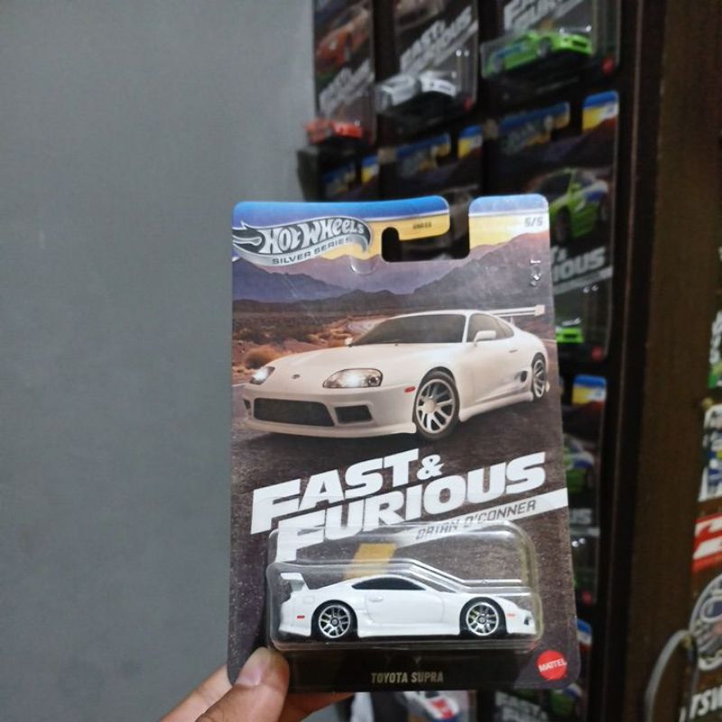 HW fnf supra putih