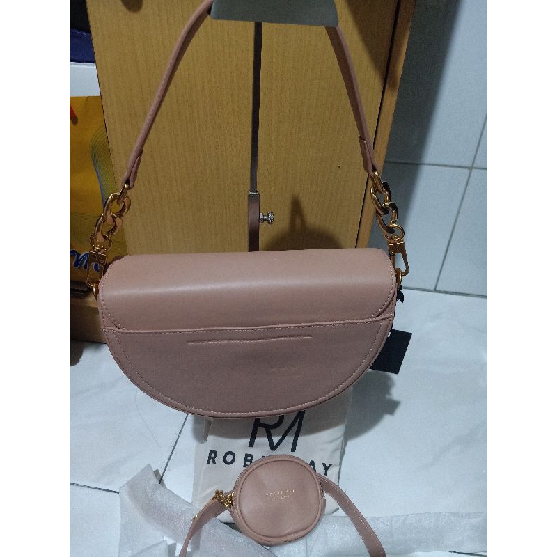 Robin may shoulder bag