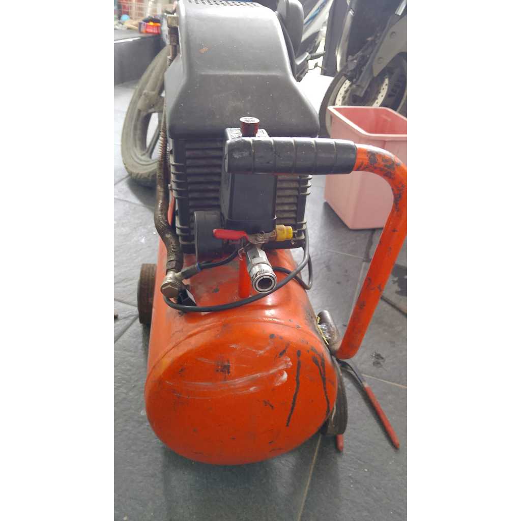 Kompresor merk SHARK 3/4 HP second beli dari baru