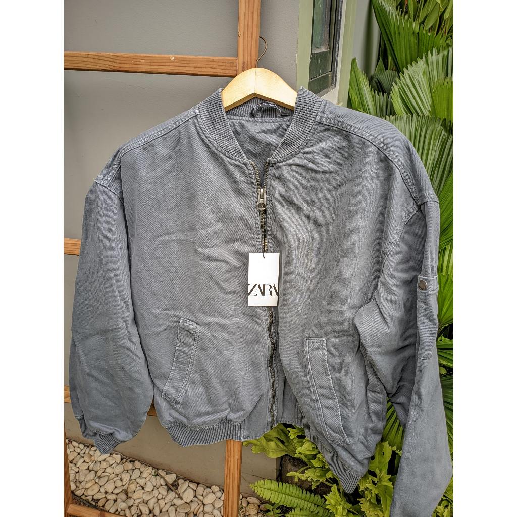 Jaket Bomber Pria ZARA (ukuran XL)