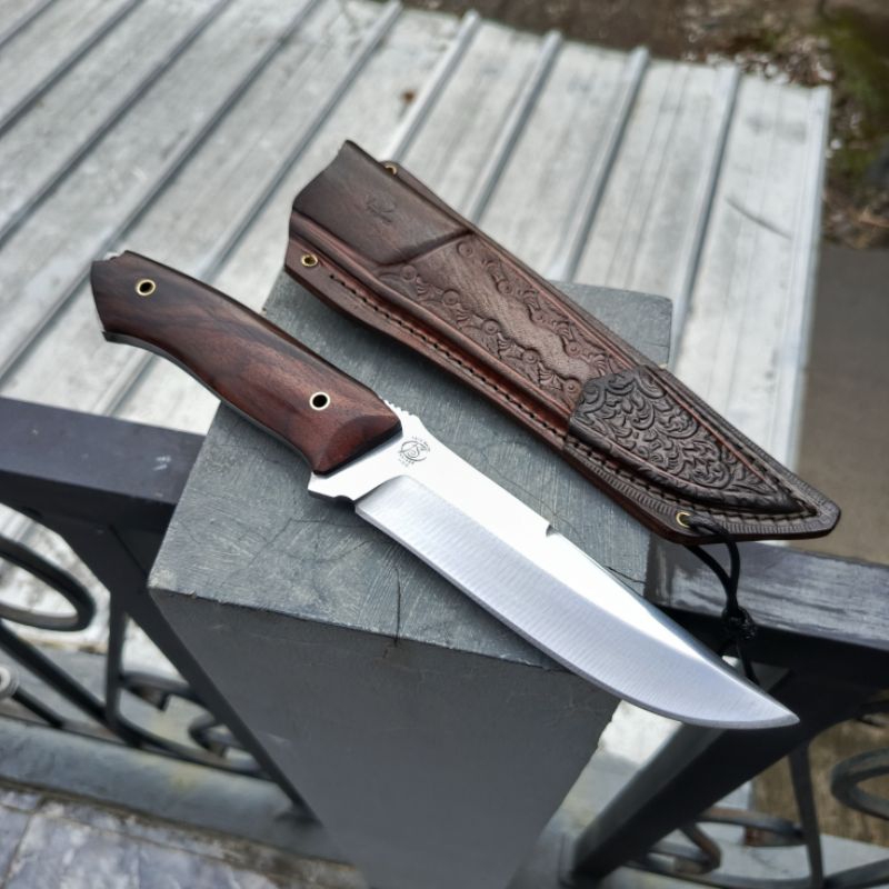 New Bushcraft 1 Fulltang Baja Carbon steel