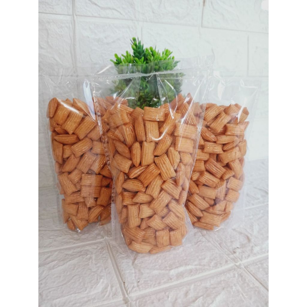 

PANG PANG MANIS, CEMILAN , JAJANAN RINGAN, MAKANAN , KUE PANG PANG,