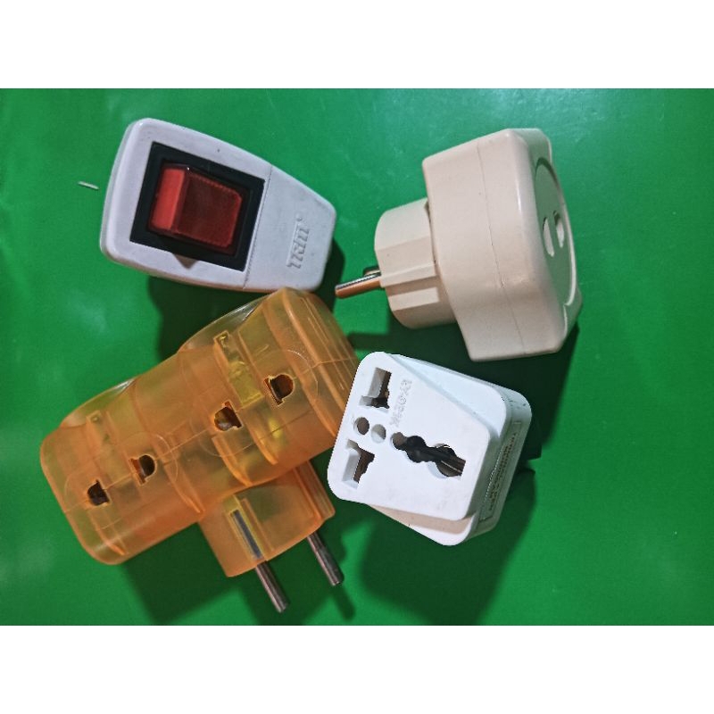 Steker Multi Loyal / Steker T-Multi / Steker Saklar Lampu
