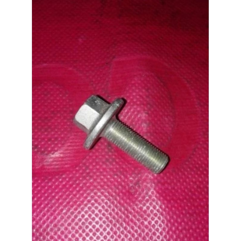 baut puley crank saft/kruk as suzuki futura /Apv original