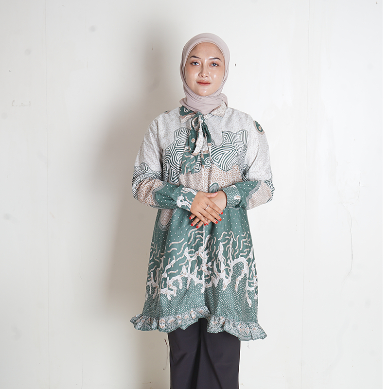 BATIK TRUSMI Atasan Wanita Tunik Batik Abstrak Kombinasi Bahama Warna Hijau MOP