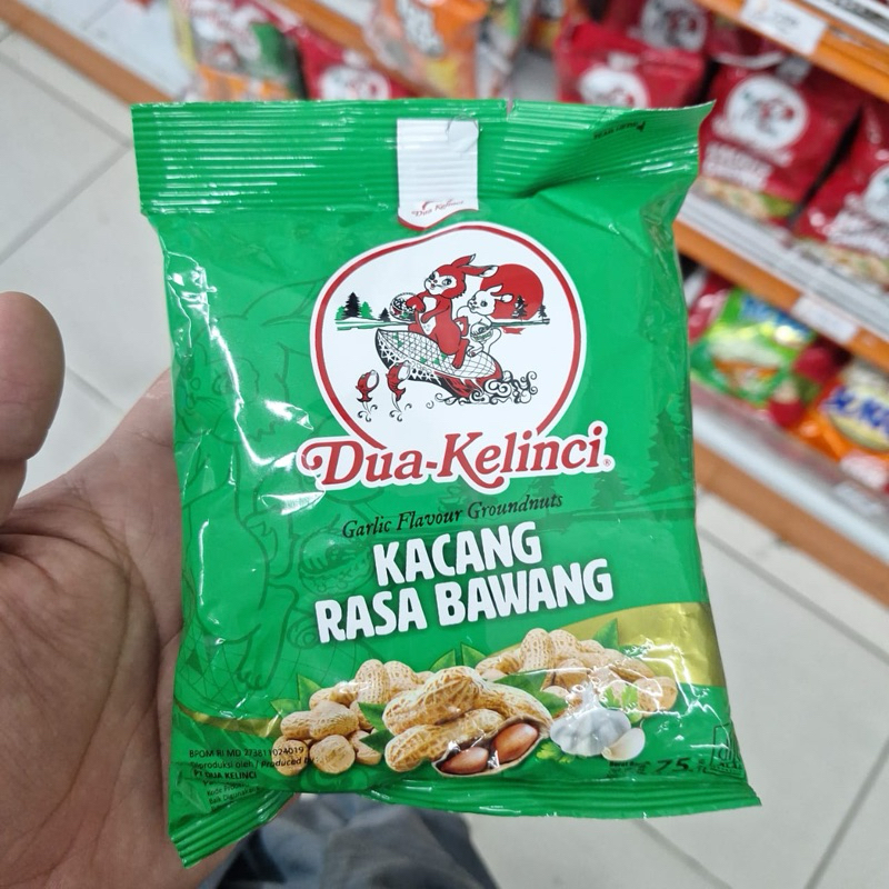 

DUA KELINCI kacang rasa bawang 75gram