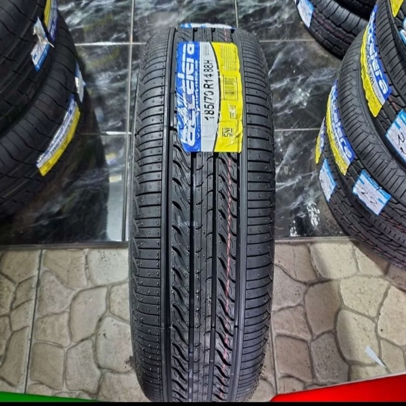 Ban mobil 185/70 Ring 14 untuk avanza, xenia Accelera