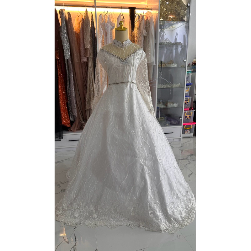 gaun putih bersih preloved