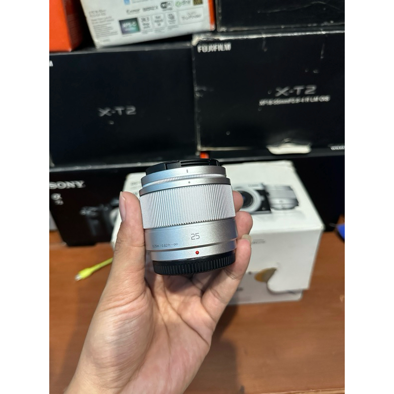 Lensa Lumix G 25mm f1.7