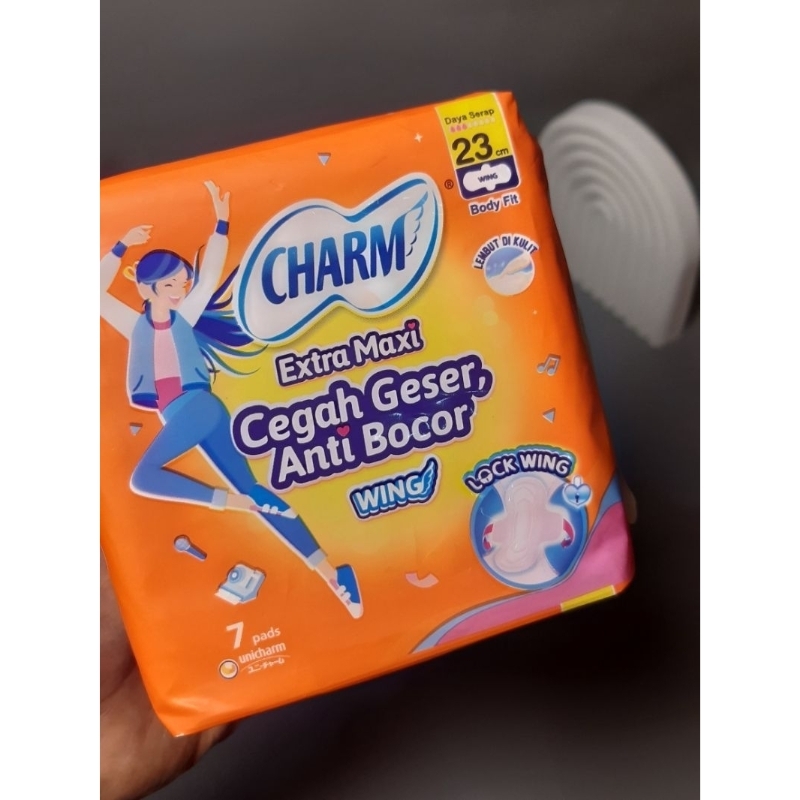 Charm Extra Maxi Wing