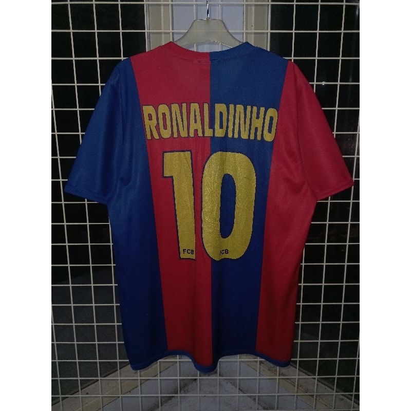JERSEY RETRO BARCELONA HOME 2006/2007 NAMESET RONALDINHO 10