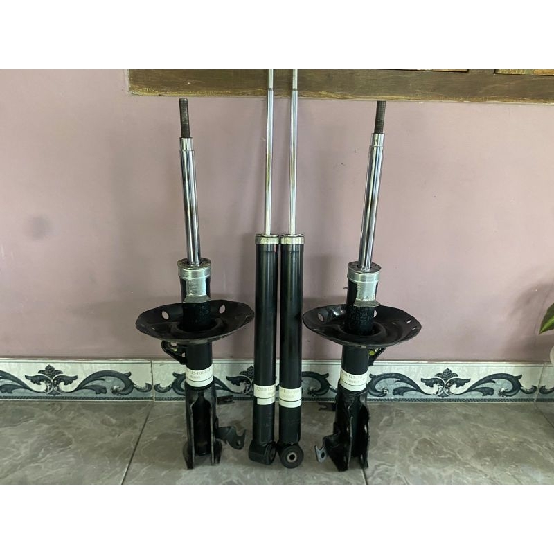 shock depan belakang jazz ge8