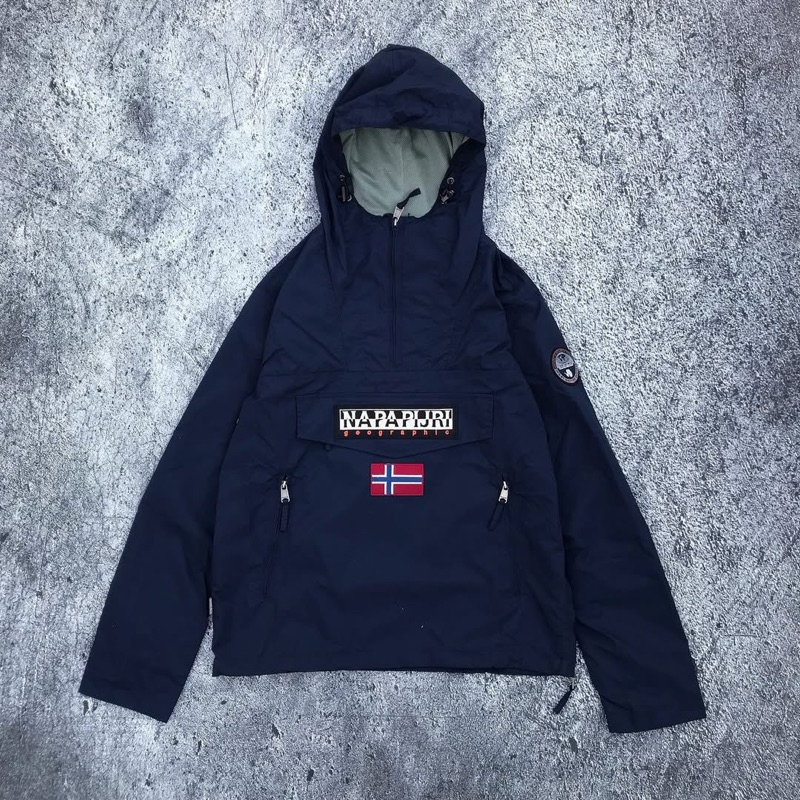 Napapijri rainforest summer navy (BNWT)