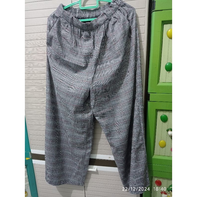 Preloved celana Kulot Tartan brand Ingni