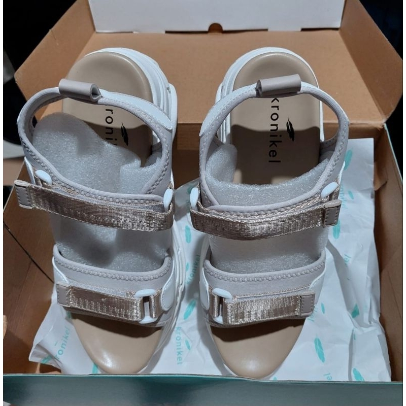 Preloved sandal wanita kronikel sandal wanita