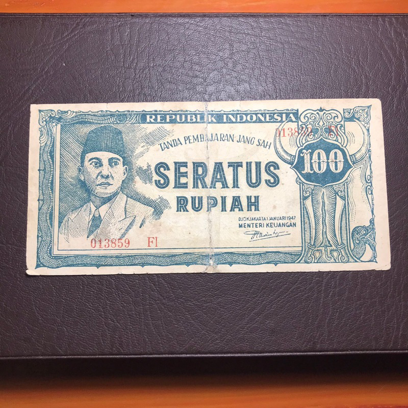 Uang Kuno Indonesia Asli Seri Soekarno Hijau 100 Rupiah Tahun 1947