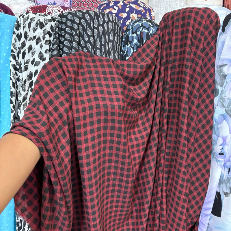 kain zara crepe premium motif - kain bahan zara crepe motif premium - kain motif kotak - kain zara m