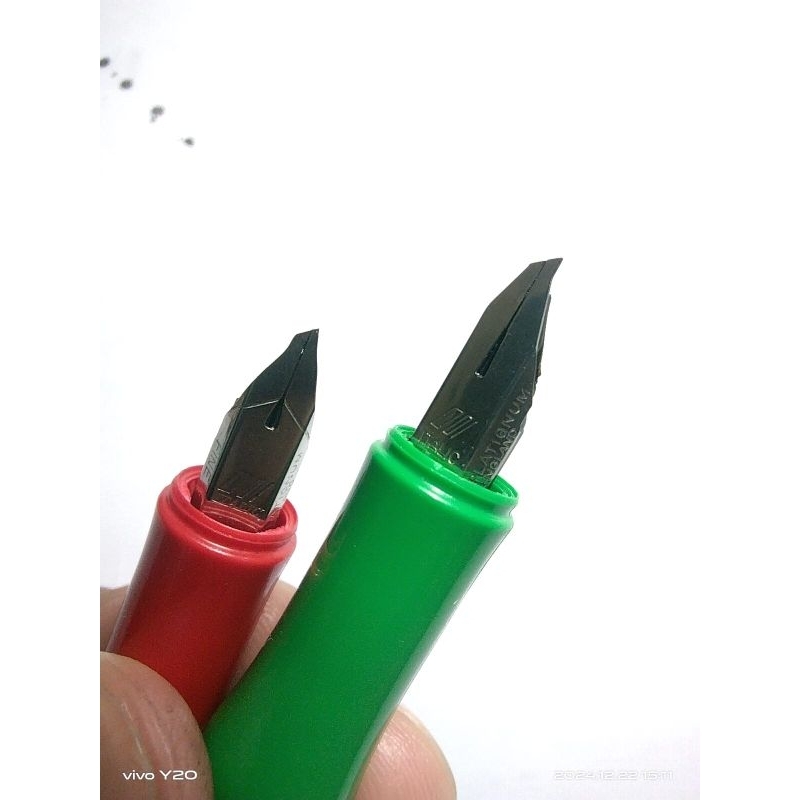

Pena Kaligrafi Platignum Pen (sudah siap pakai)