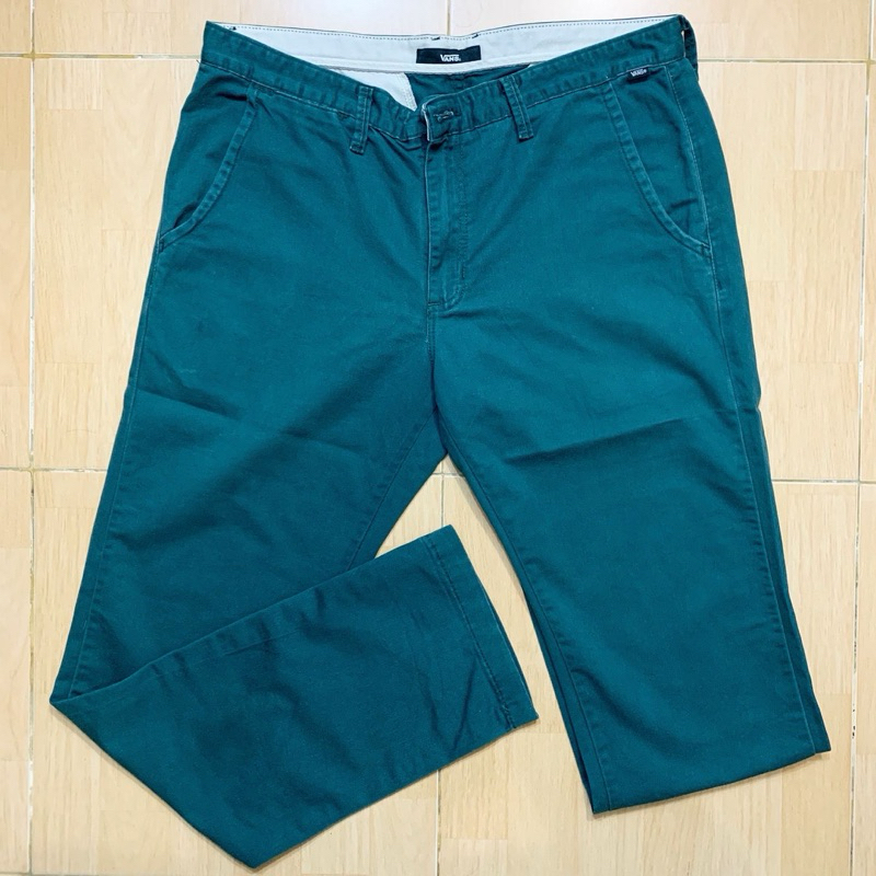 Celana Cino Vans
