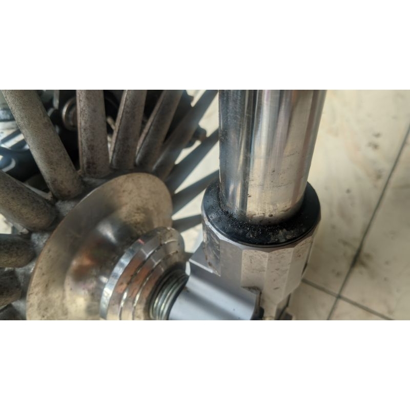 shock upside down RT as 26mm untuk beat/vario