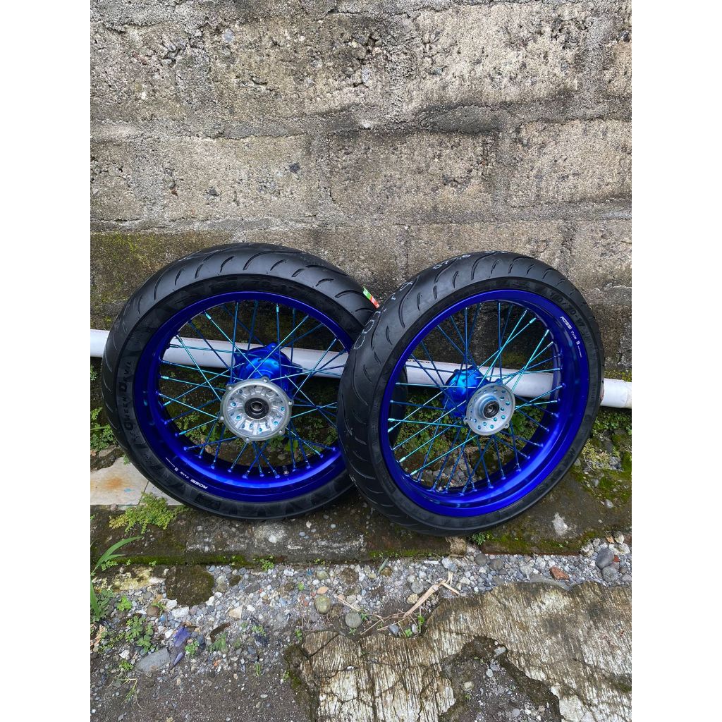 Wheelset Supermoto Yamaha WR Velg Rossi Ring 17 Ban Maxxis Baru Murah