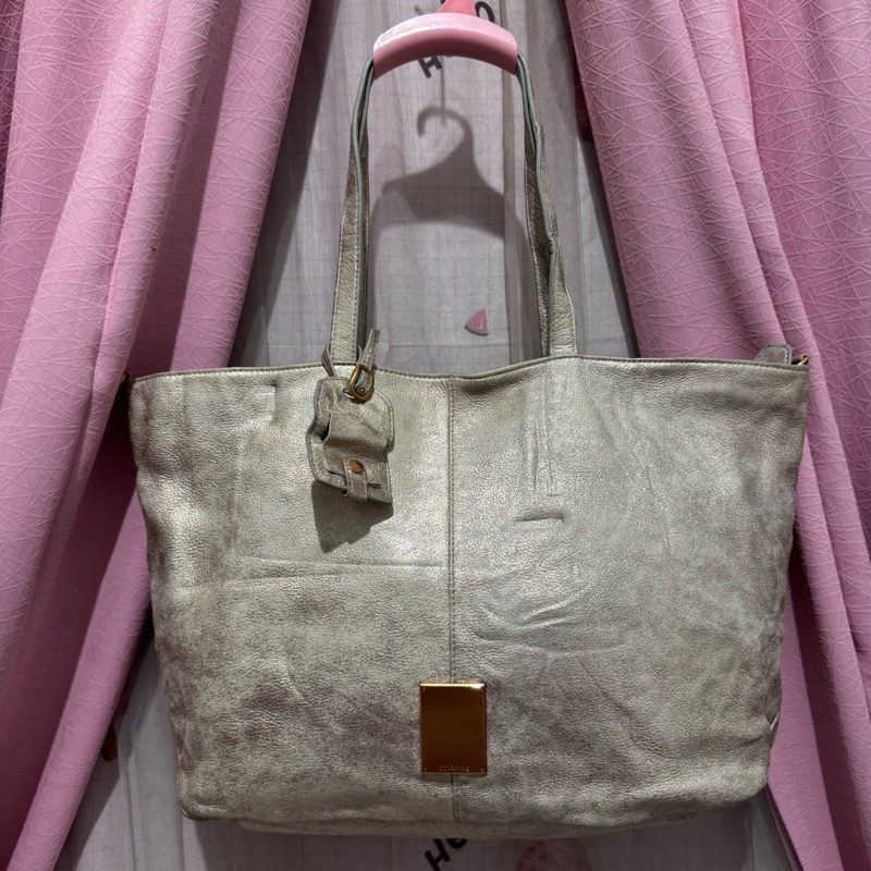 tas tote bag couronne. tas tote bag kulit asli. tas tote bag wanita. preloved