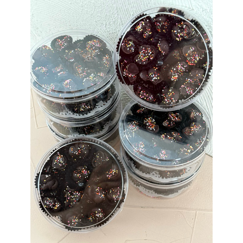 

Chocomini cococrunch | kue coklat cococrunch kue imlek kue lebaran kue natal kue cornflakes coklat natalan hampers imlek hamper sincia