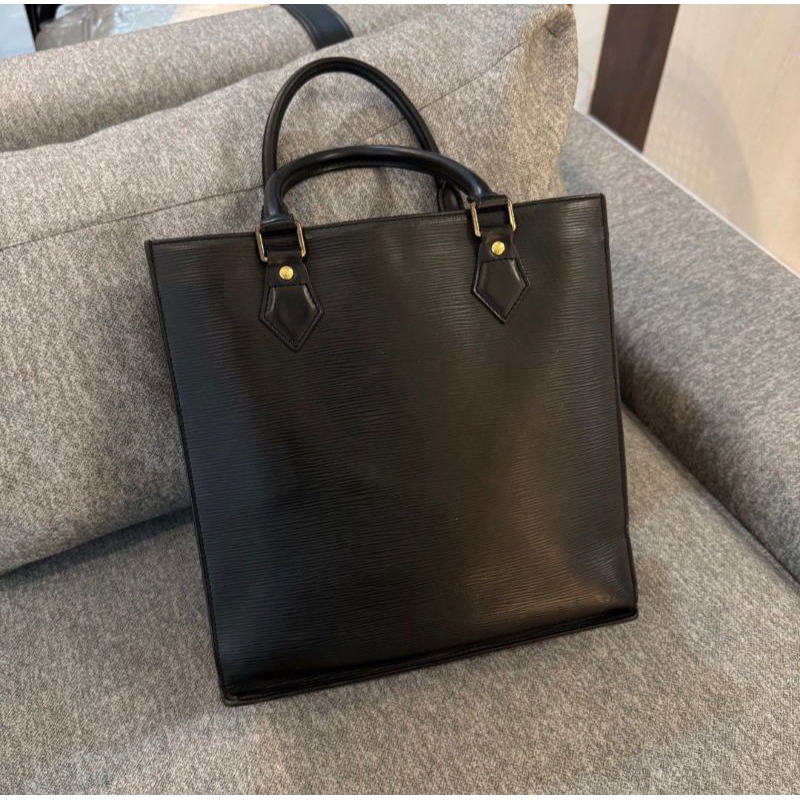 tas louis vuitton epi authentic