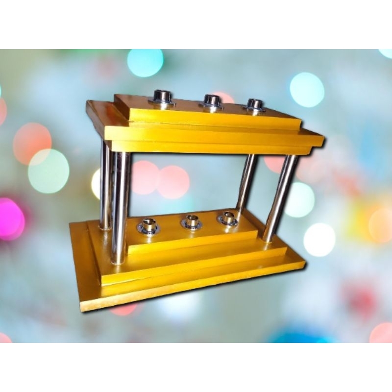 

Tempat Bendera 3 lubang , warna gold