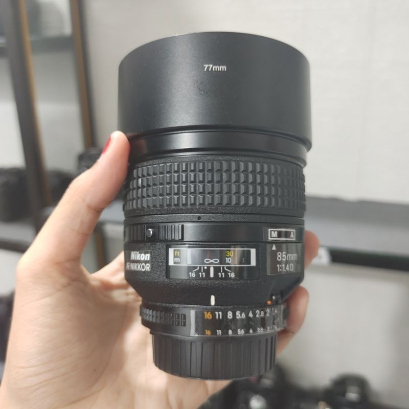 Afd Nikkor 85mm F1.4 Nikon