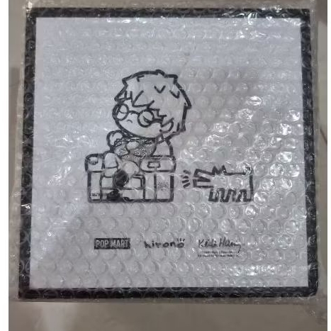 Hirono x Keith Haring Figurine