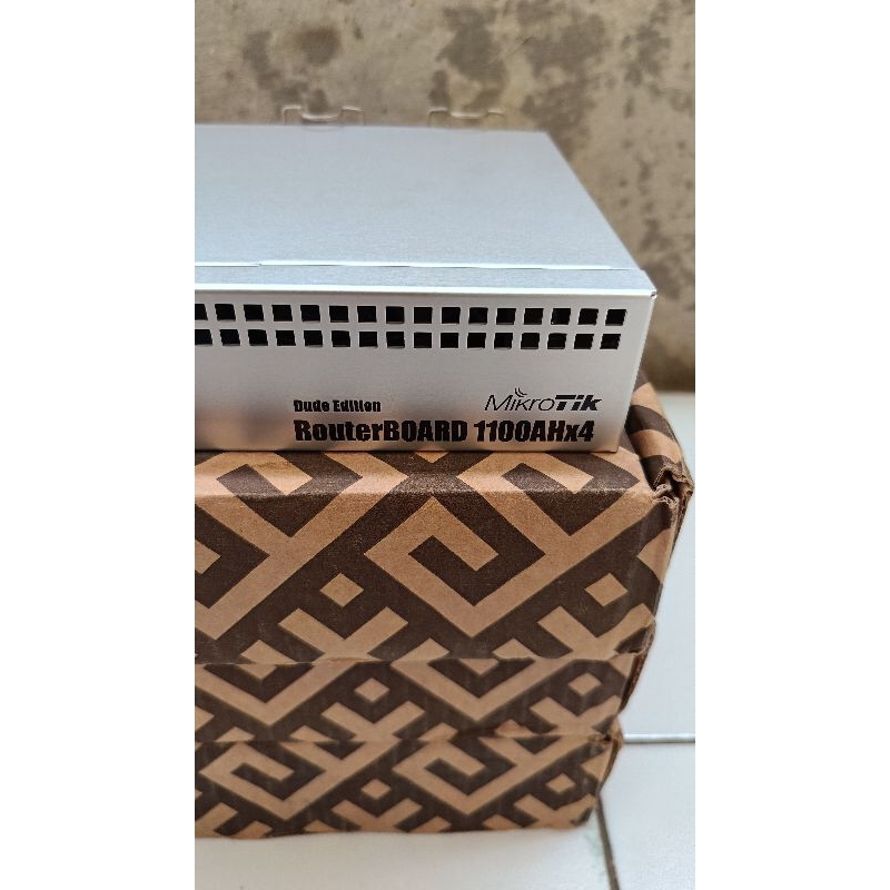 Mikrotik RB 1100AHx4 DUDE EDITION